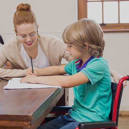Diplôme d’état d’accompagnant éducatif et social (DEAES)